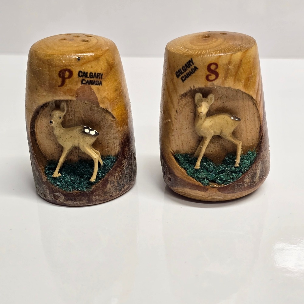 Vintage Calgary Canada Deer Wood Salt and Pepper Shakers‎ Brown Rustic Cabincore